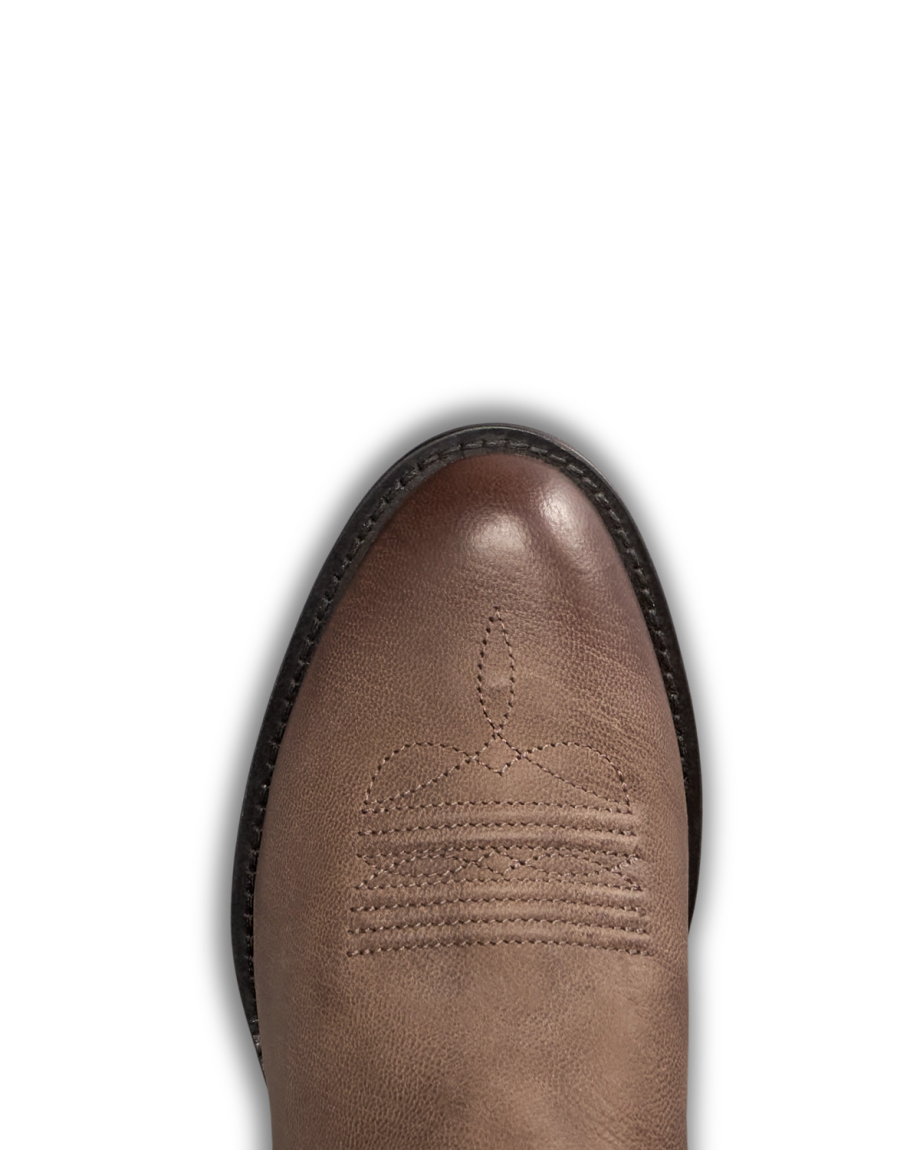 Toe view of The Cartwright Kid - Cafe on plain background