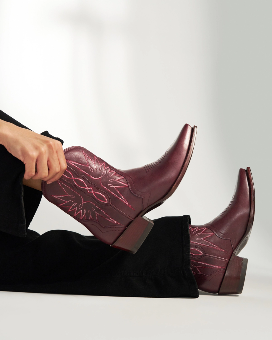 View of The Lynn - Wine Cowhide
