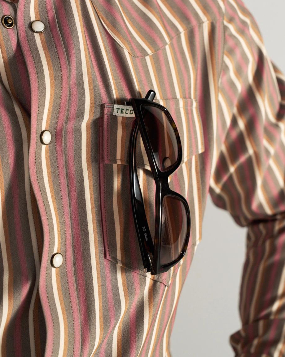 Closeup detail view of Men's Performance Western Pearl Snap - Smokey Olive/Multi